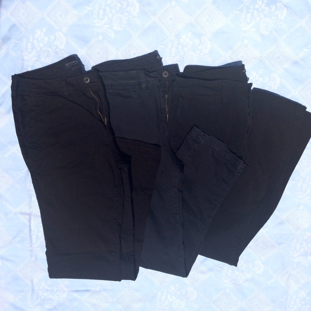 American Eagle-men’s khakis